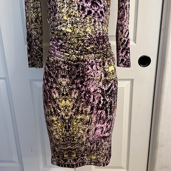 Jennifer Lopez Dress preloved like new worn only a couple of times - Picture 3 of 9